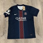 Nike Men's Navy and Blue Shirt - Image 2