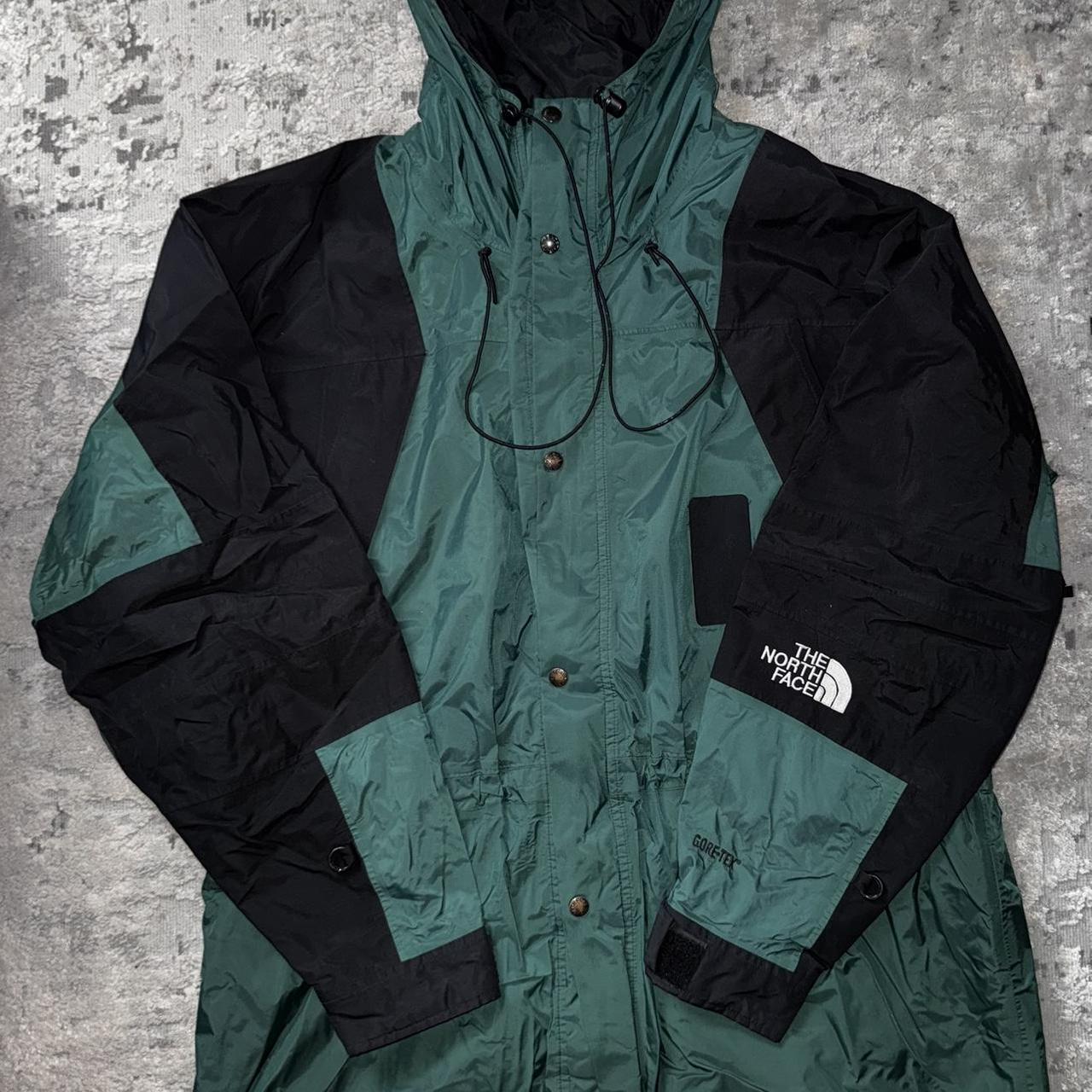 P0 The North Face Men's multi Jacket - Image 1