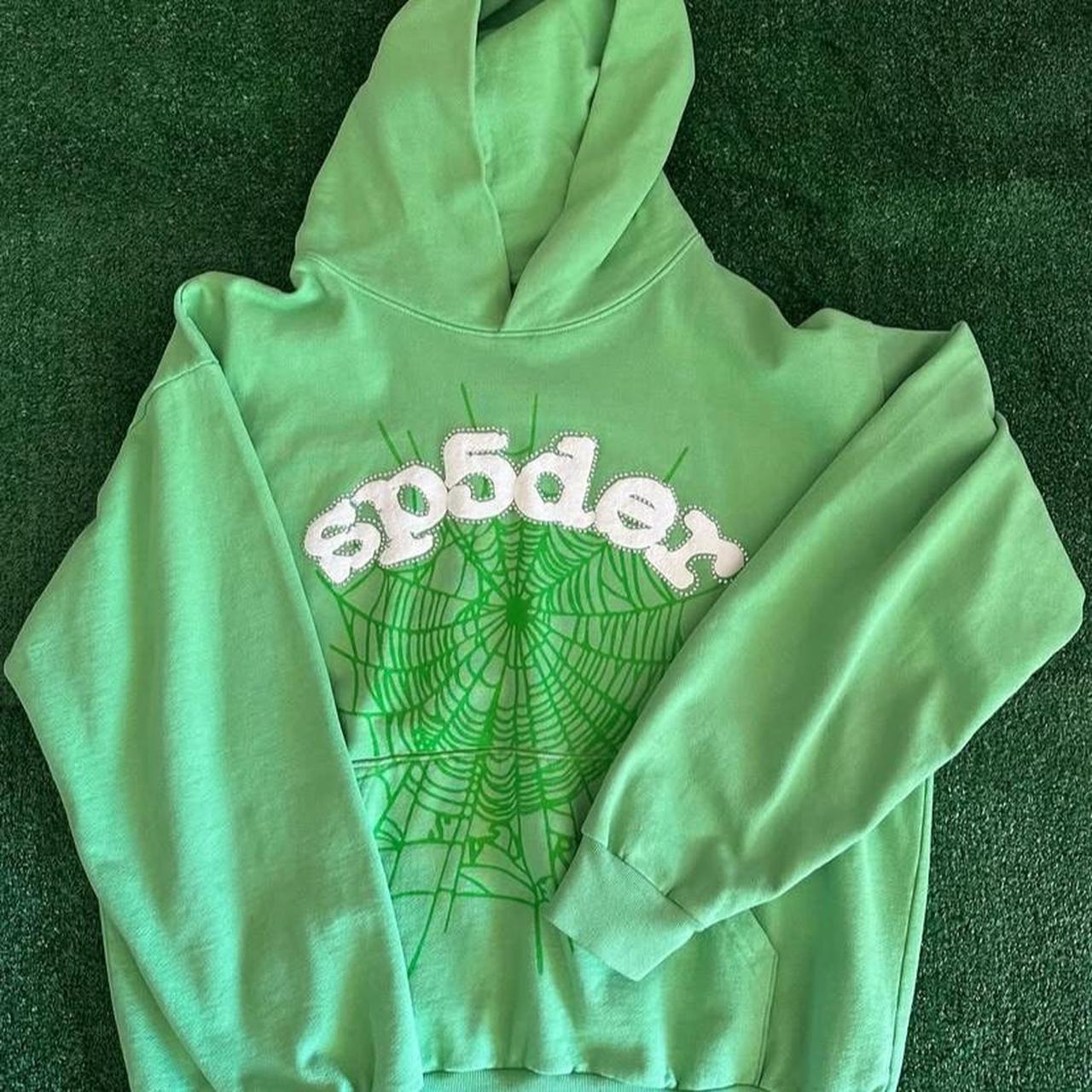 P0 Spider Worldwide Men's Green Hoodie - Image 1