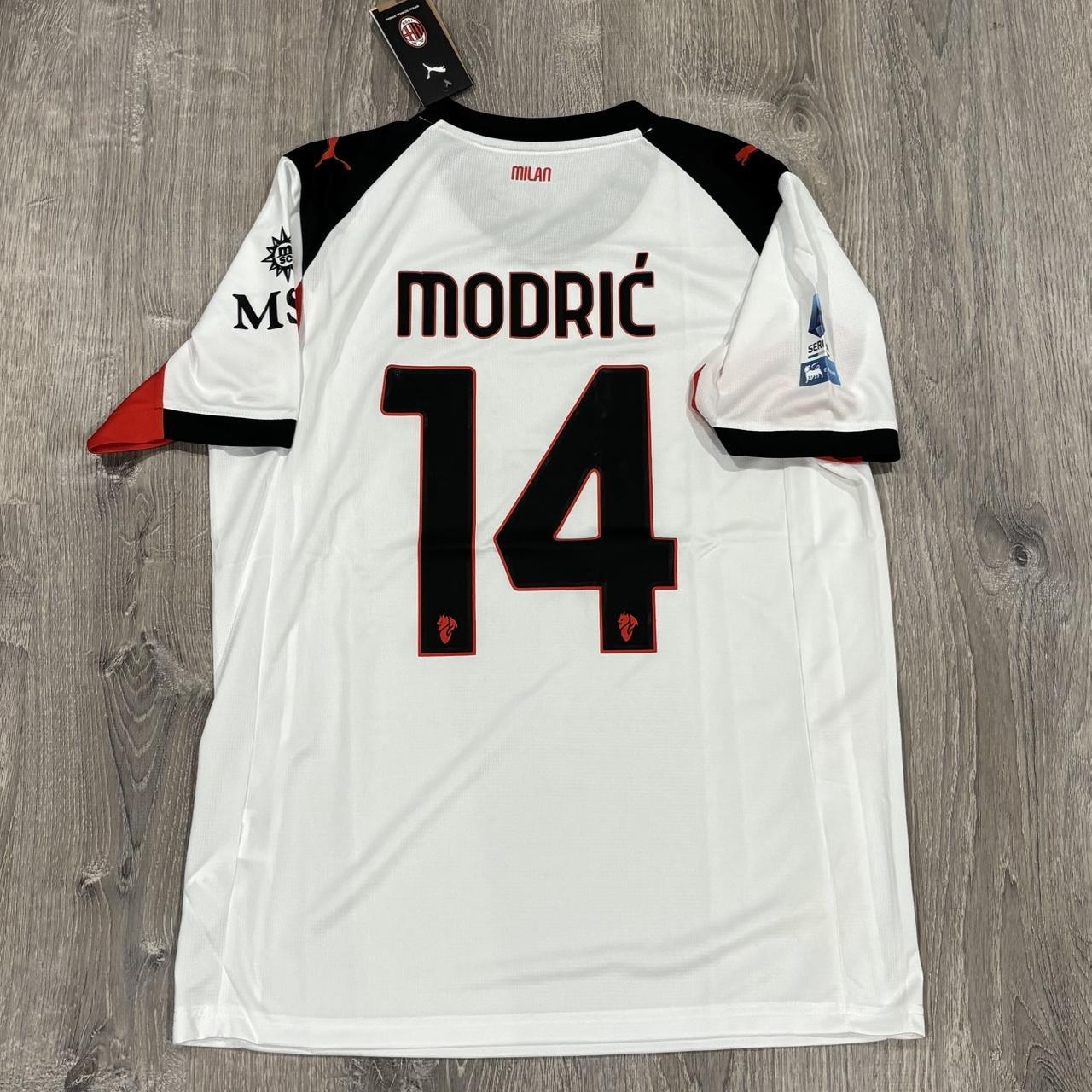 P0 Puma Men's White Shirt - Image 1