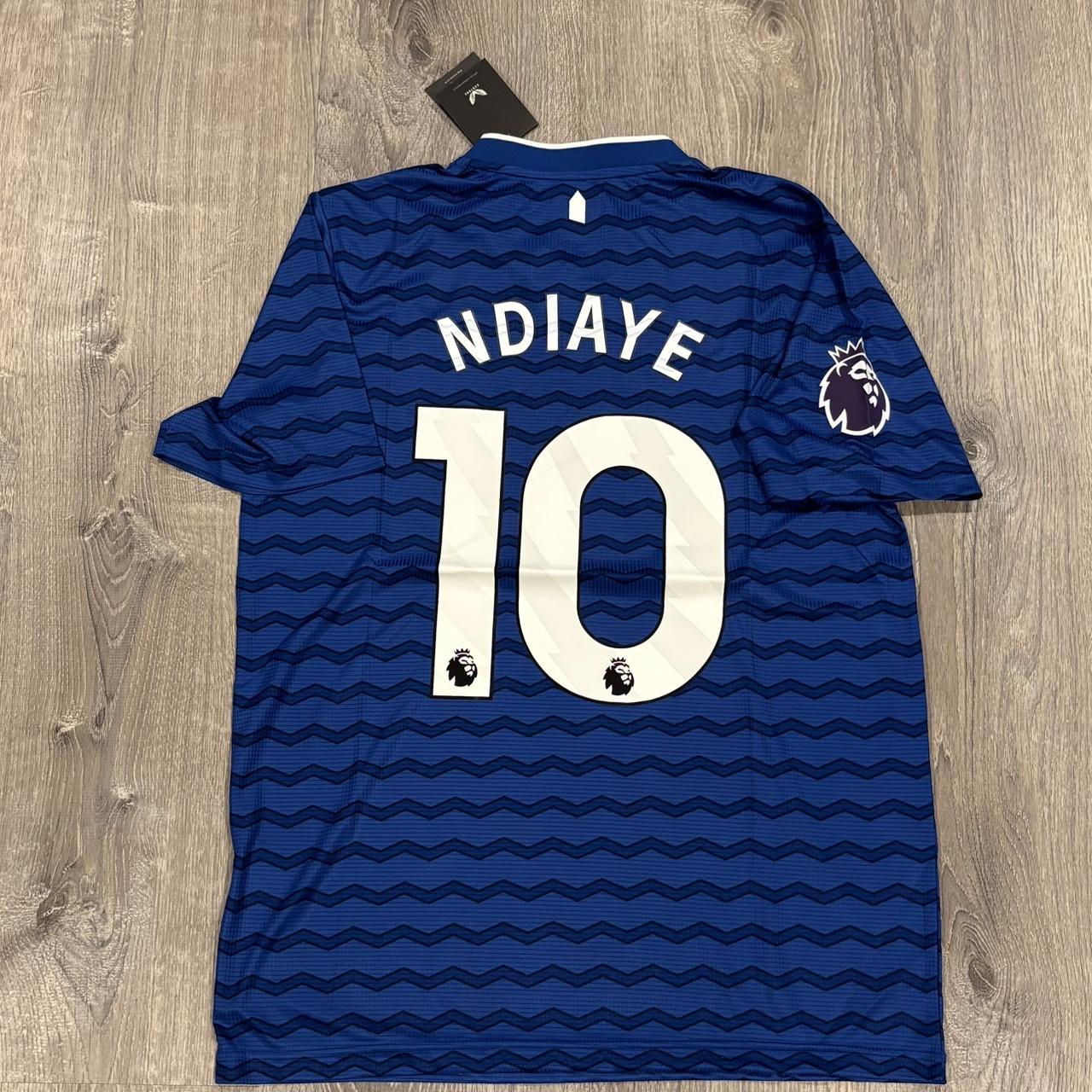 P0 Castore Men's Blue Shirt - Image 1