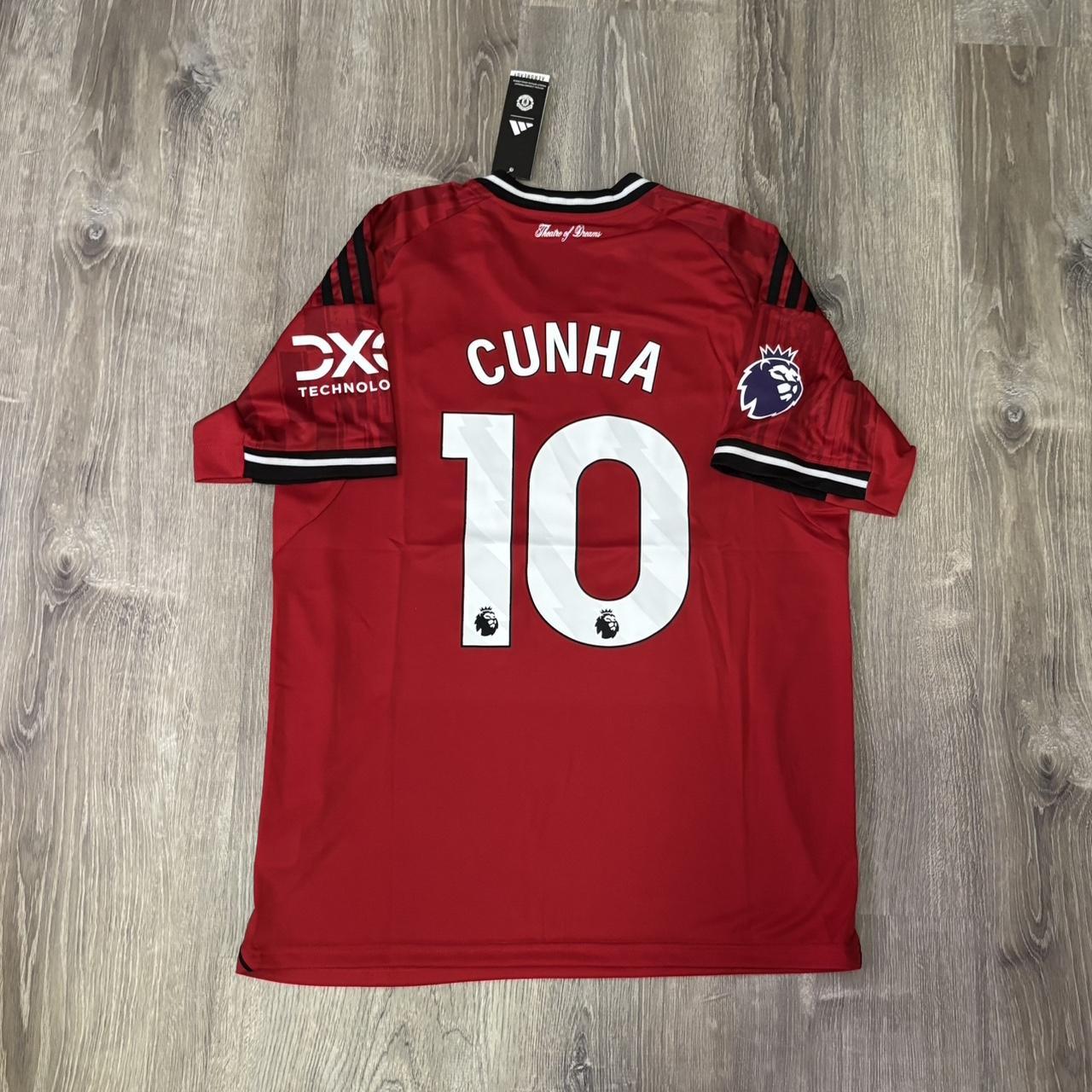 P0 Adidas Men's Red T-shirt - Image 1