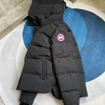 Canada Goose Men's Black Coat - Image 2