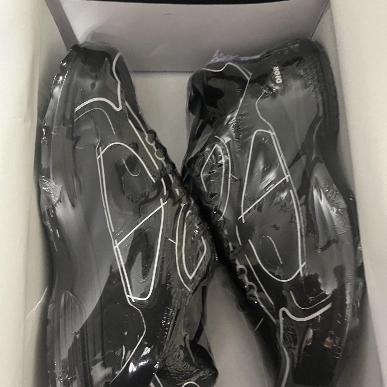 P0 (1) Dior Men's Black Trainers - Image 1