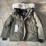 Canada Goose Men's Khaki Coat - Image 2