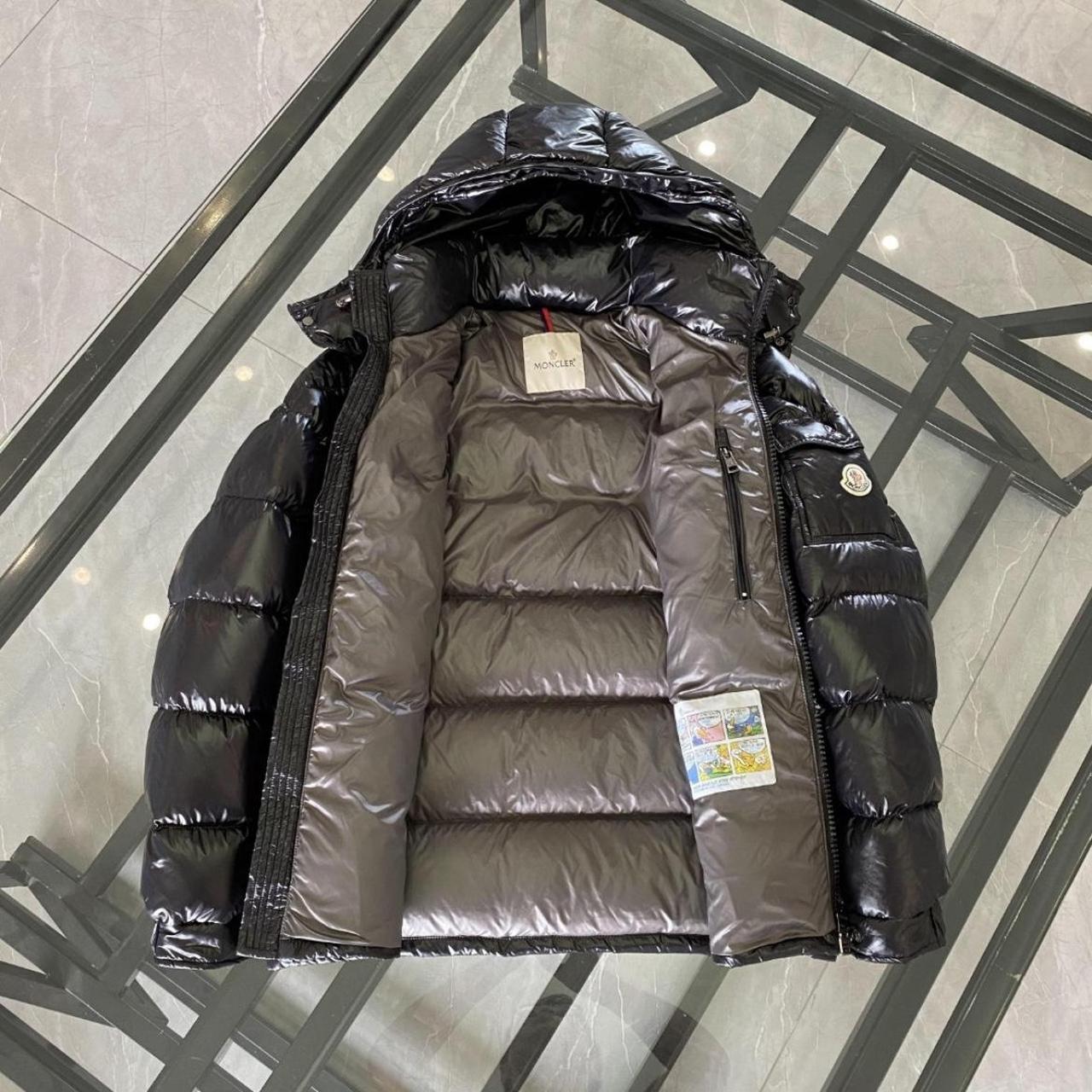 P0 Moncler Men's Black Coat - Image 1