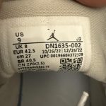 Jordan Men's White and Cream Trainers - Image 3