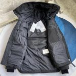 Canada Goose Men's Black Coat - Image 5