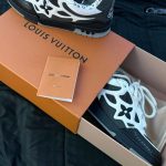 Louis Vuitton Men's multi Trainers - Image 8