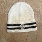Moncler Men's White Hat - Image 4