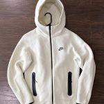 Nike Men's White and Cream Hoodie - Image 2