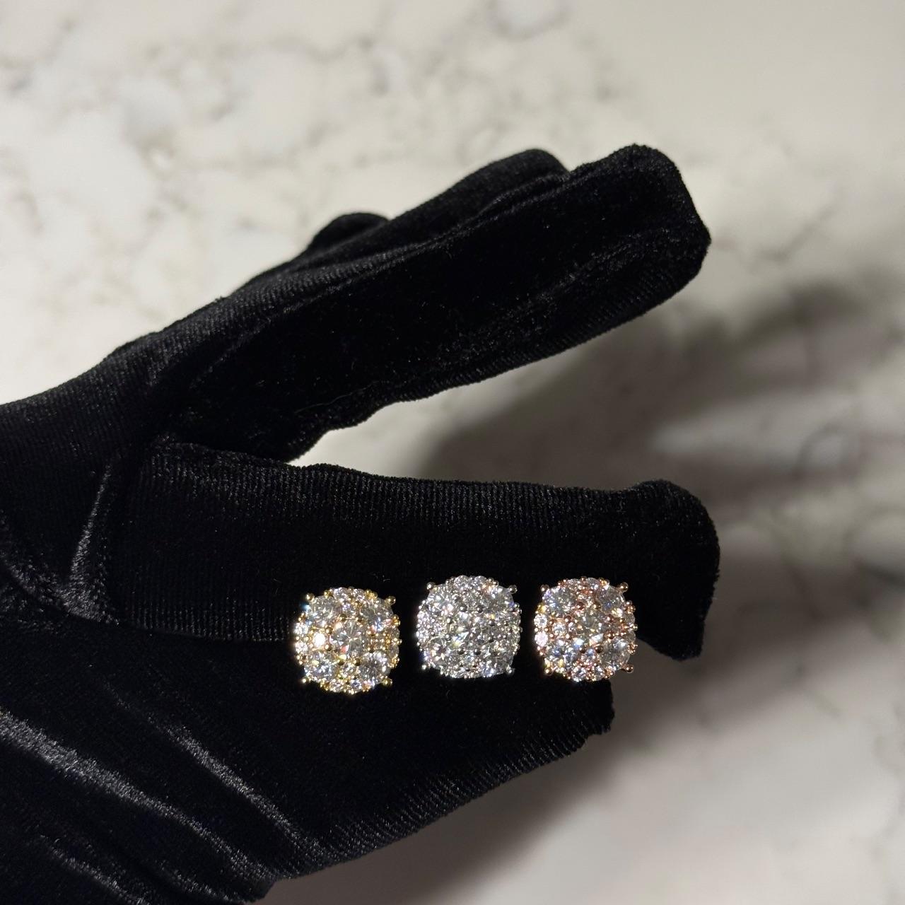 P0 VVS Earrings - Image 1