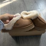 UGG Women's Brown and Tan Slippers - Image 2