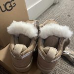 UGG Women's Tan and Brown Trainers - Image 3