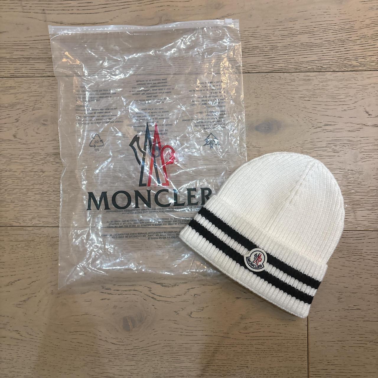 P0 Moncler Men's White Hat - Image 1