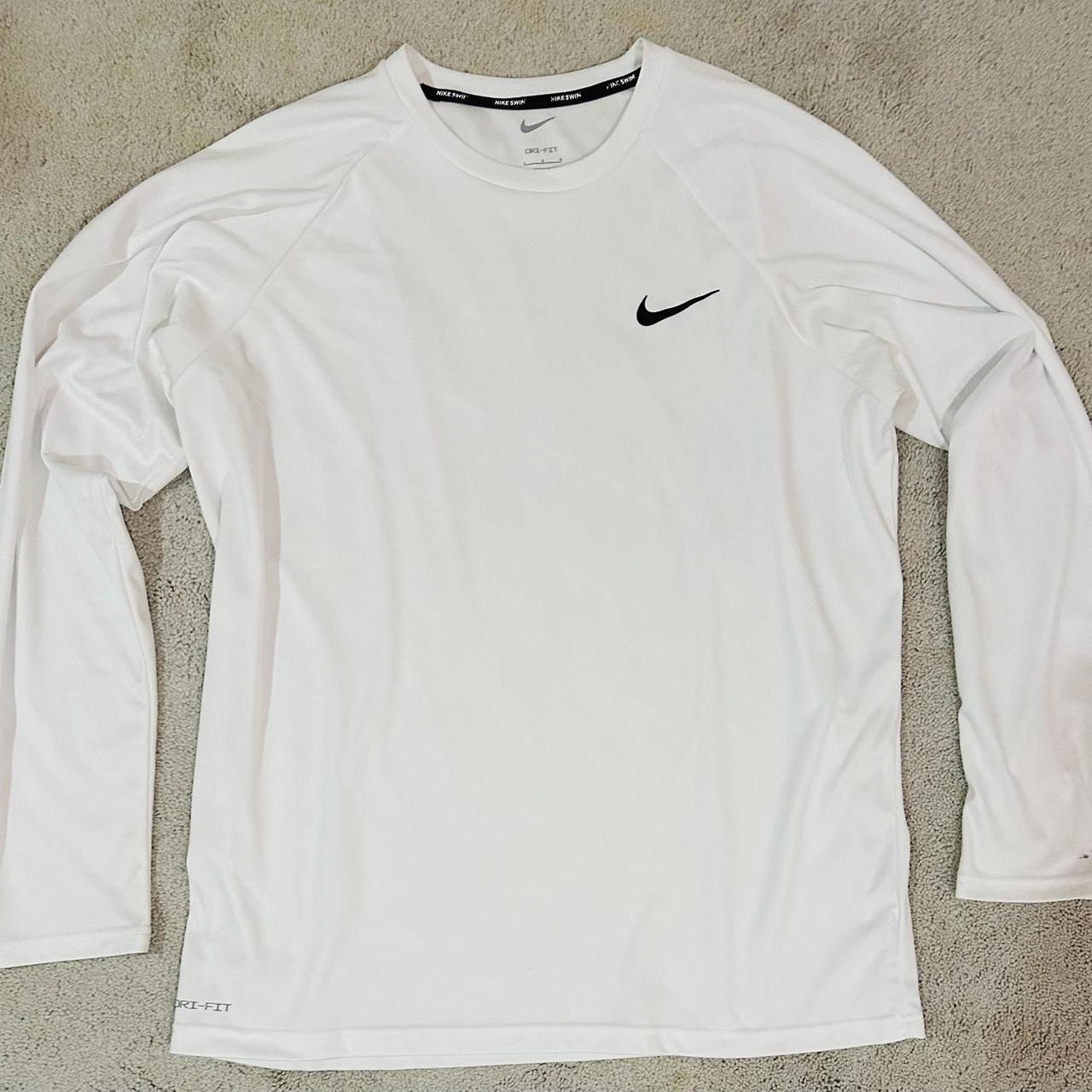 P0 Nike Men's White T-shirt - Image 1