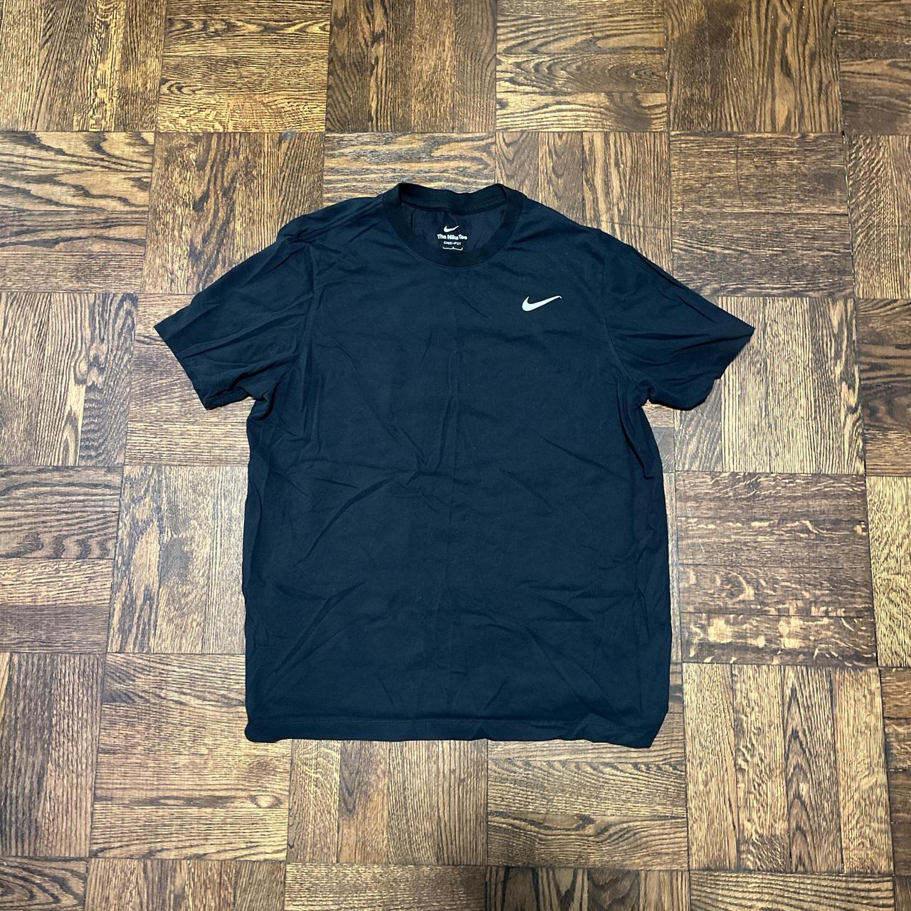 P0 Nike Men's Black T-shirt - Image 1