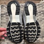 Nike Men's White and Grey Trainers - Image 4