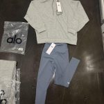 Alo Yoga Women's Grey and Blue Leggings