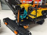 LEGO 42215 Volvo EC500 Hybrid Excavator - Image 3