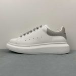 Alexander McQueen - Image 5