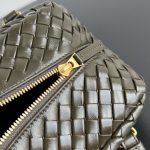 Bottega Veneta Let’s Go shoulder bag - Image 4