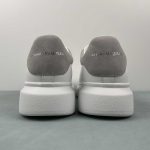 Alexander McQueen - Image 7
