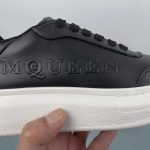 Alexander McQueen - Image 9