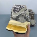 New Balance - Image 10