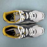 New Balance - Image 4