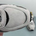 New Balance - Image 12