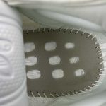 Adidas Yeezy - Image 15