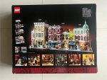 LEGO Street View 10312 Jazz Club - Image 2