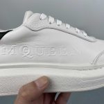 Alexander McQueen - Image 9