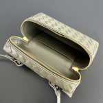 Bottega Veneta Bang Bang vanity case - Image 5
