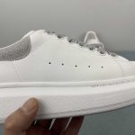 Alexander McQueen - Image 8
