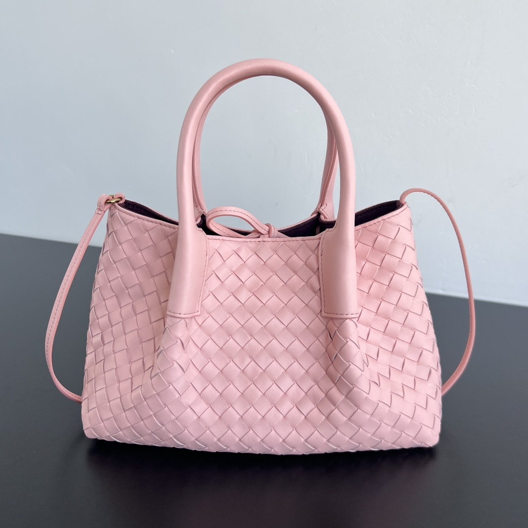 7b82f29a Bottega Veneta Bag - Image 1