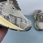 New Balance - Image 11