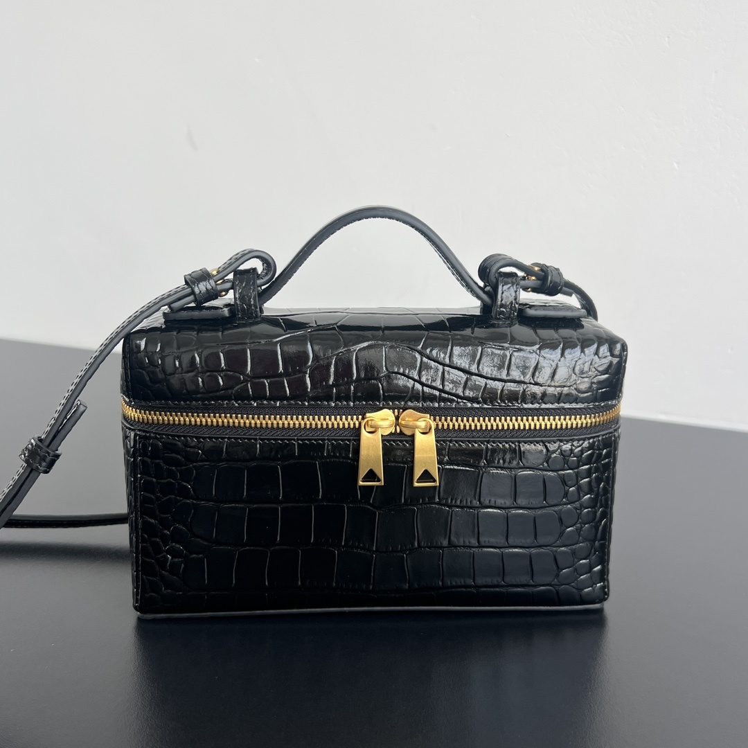 883fac8e Bottega Veneta Vanity Case bag - Image 1
