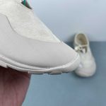 New Balance - Image 11