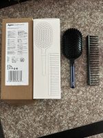 Dyson paddle brush