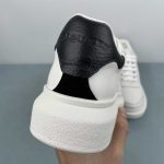 Alexander McQueen - Image 10