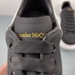 Alexander McQueen - Image 12