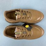New Balance - Image 4