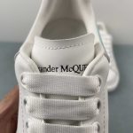 Alexander McQueen - Image 12