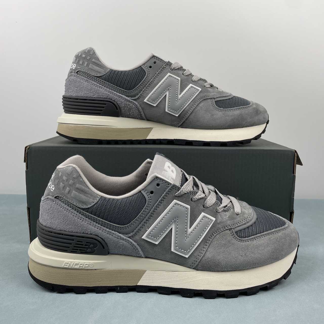 ba075520 New Balance - Image 1