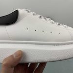Alexander McQueen - Image 8