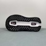 Nike Vomero Premium - Image 13