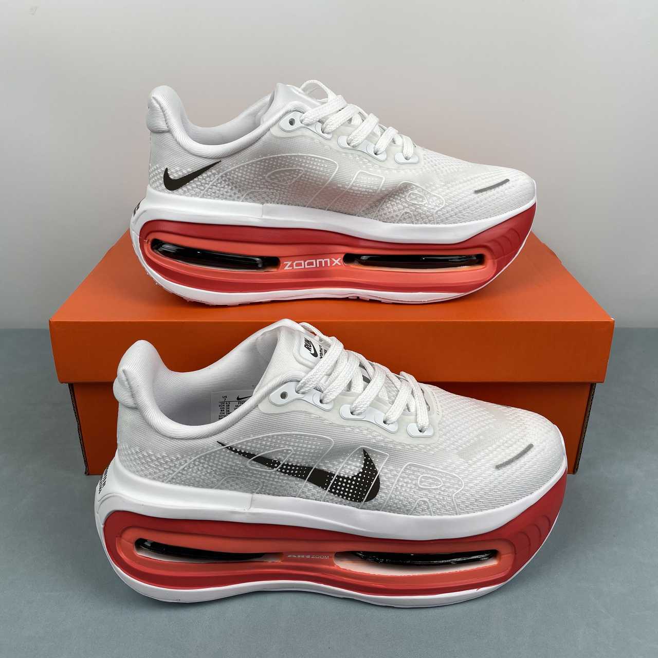 c3574a87 Nike Vomero Premium - Image 1