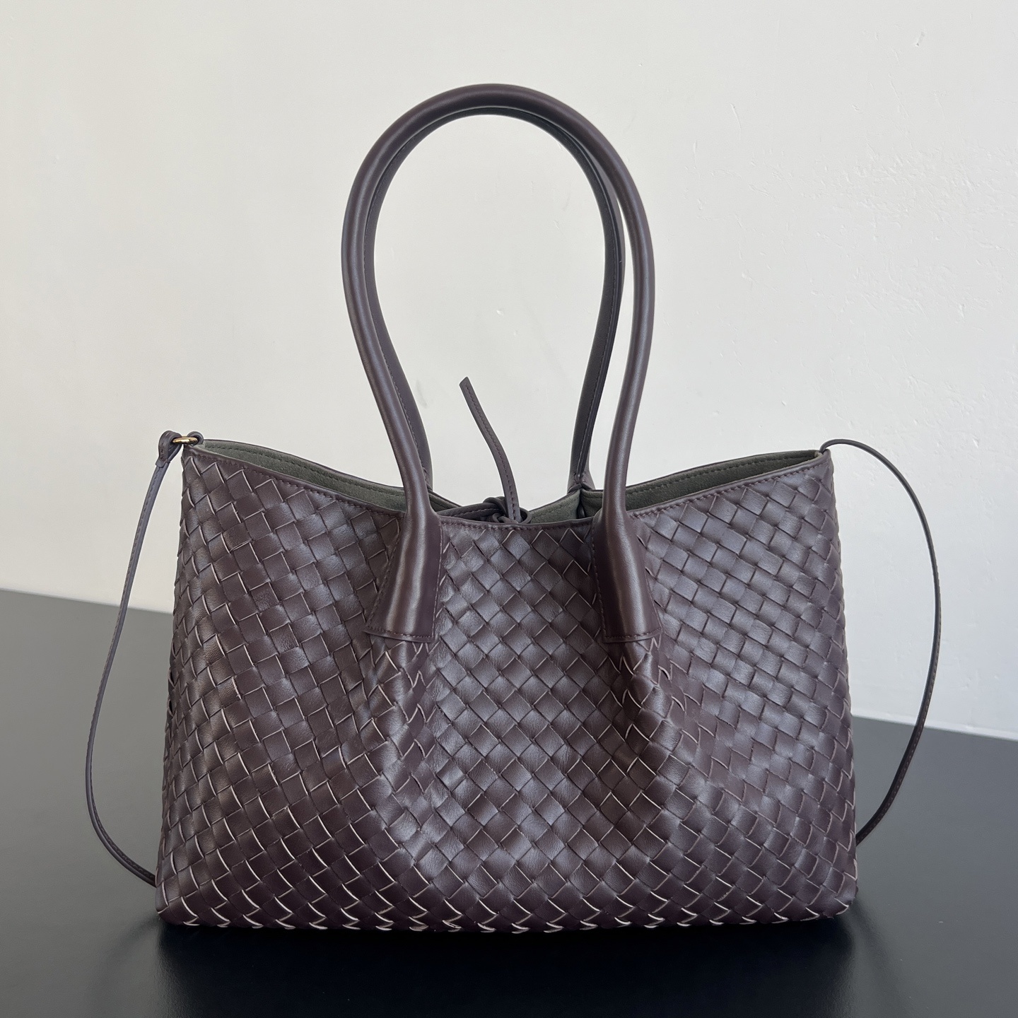 c7923270 Bottega Veneta Bag - Image 1